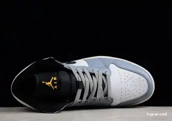 Hyperoad Jordan Mid Air 1 0523